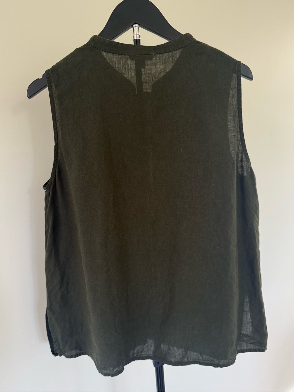 Eileen Fisher Sleeveless Olive Button-Front Linen Top - Picture 2 of 6